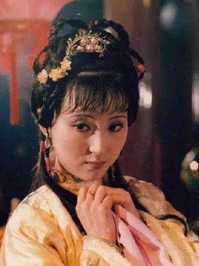 身份|林黛玉无意间说出的一句话透露出连她自己都不知道的真实身份