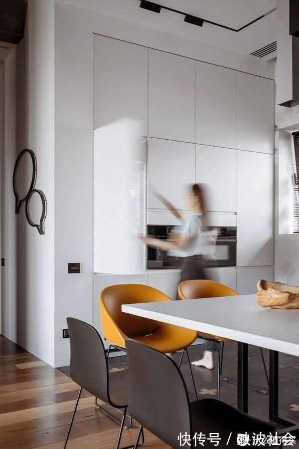 屋主|妈见打的“装修风”｜136㎡工业风，满屋混凝土墙，却真的好看！