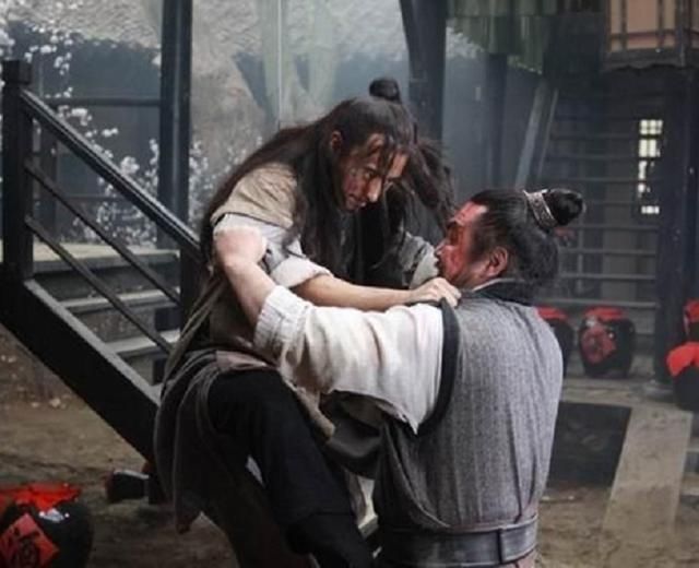 作战|为何武松不愿意骑马作战？打蒋门神时，武松说的一句话漏了老底