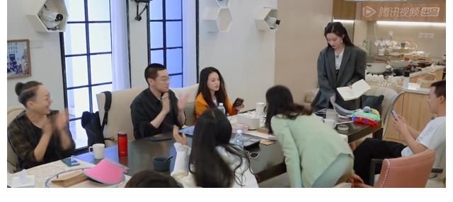 陳陳陳|《桃花塢》孟子義新官上任，質問周杰約束舒淇，把自己隱藏得太深