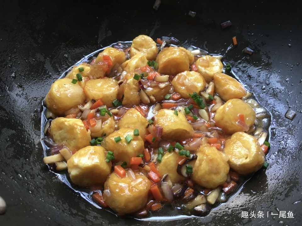这菜孩子吃上瘾了,三天两头点名要吃,鲜嫩多汁,营养全面又美味
