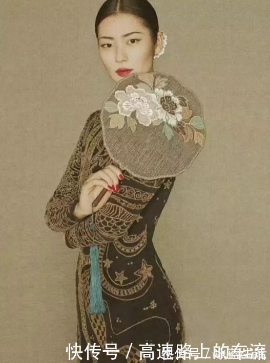 雍正@现代时尚设计师的灵感很多都来源于雍正《十二美人图》,不信你看