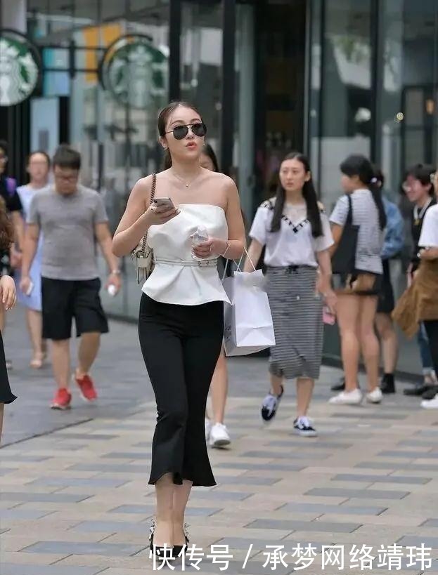 九分裤穿在身上更显身材,想要时尚有魅力需要一些创新!