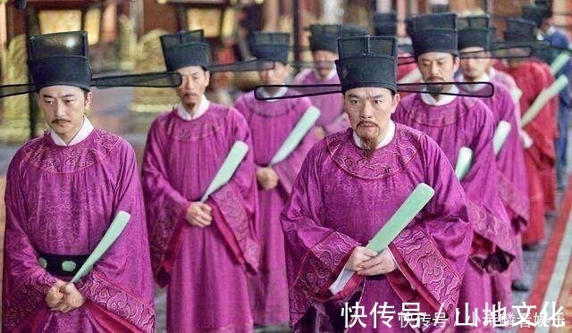 经量$南宋最讽刺的一首词,两个字反复使用八次,一直从宰相骂到太守