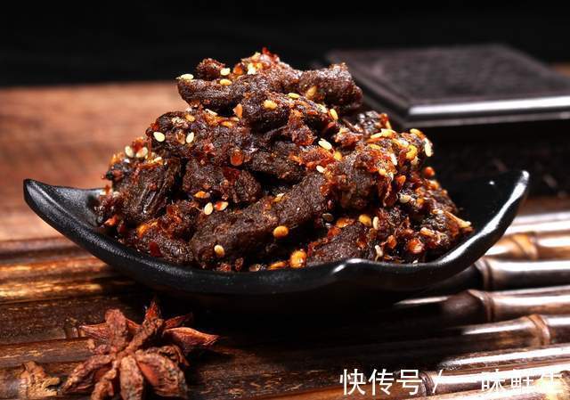 国庆出游:这九种休闲零食必备