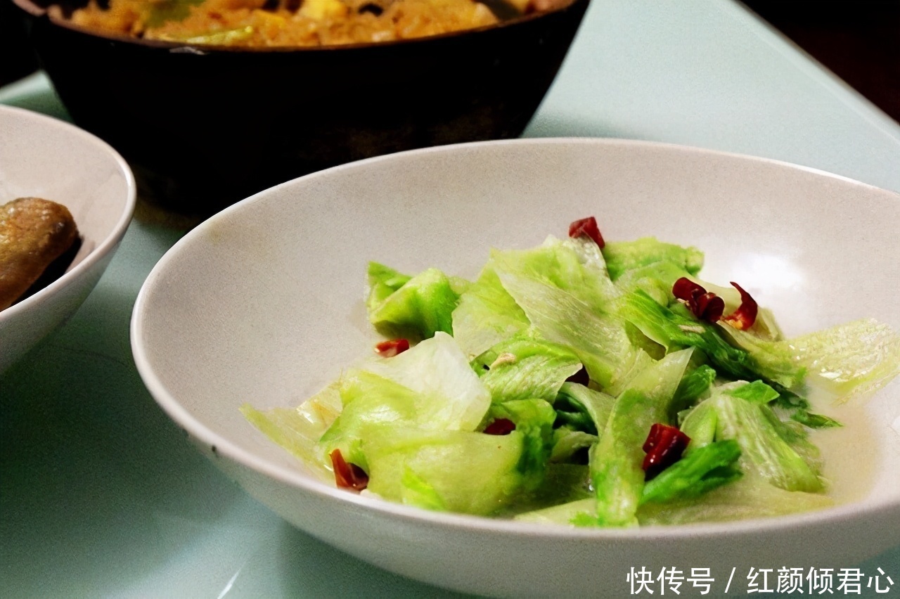 中薪|人到中年想长寿,不妨坚持吃3种美食,清热解毒,明目利咽