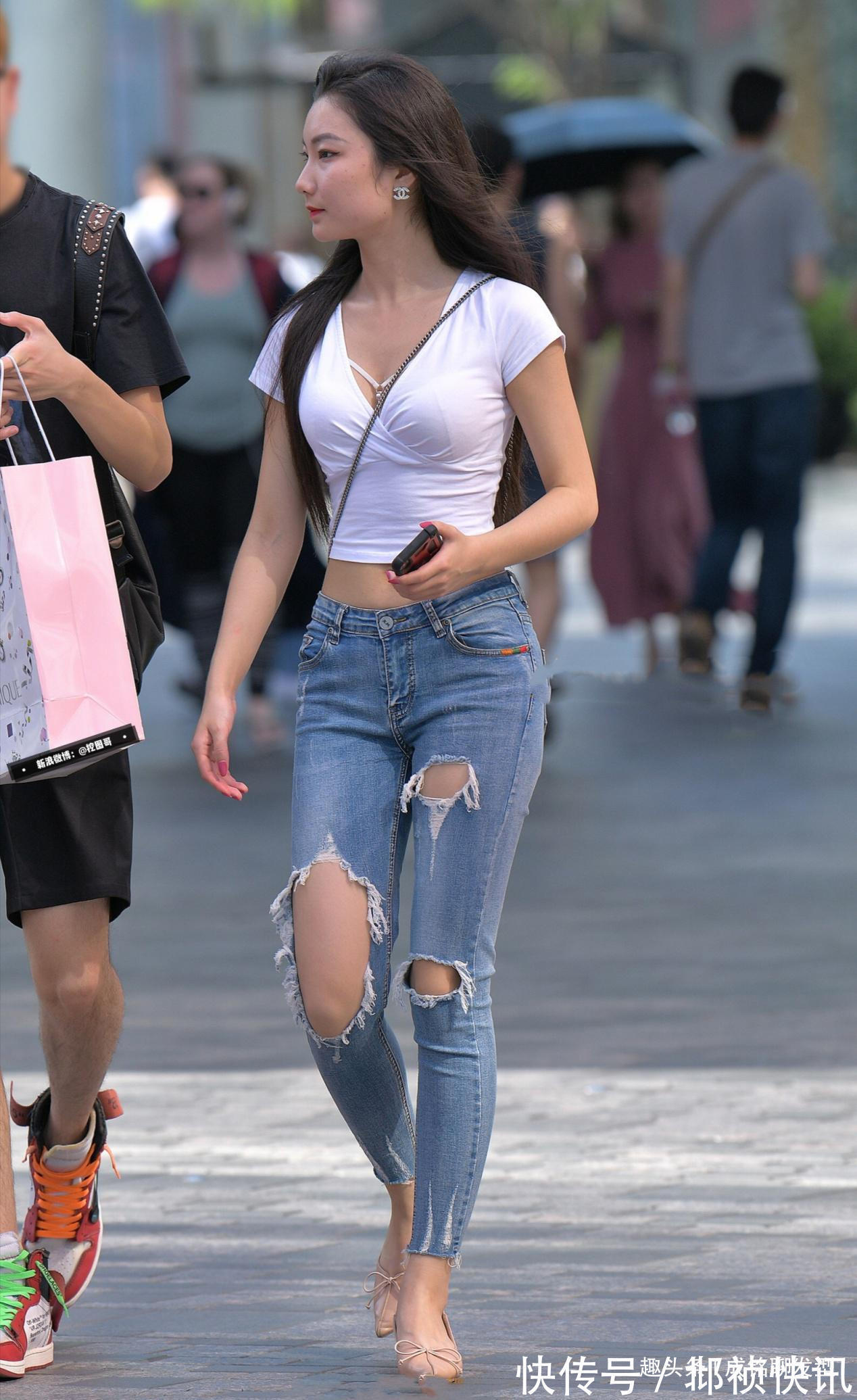 类型 小黑裤过时了!今年“乞丐裤”正在流行,时髦前卫个性又吸睛