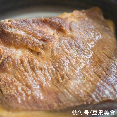 大勺|妈妈的菜干爆扣肉(过节待客硬菜,毫无保留的技巧)
