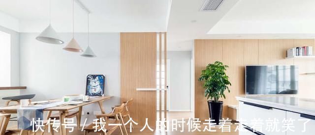 原木|闺蜜93平米的新房装修太美了,原木风的设计很温馨,进门就被吸引