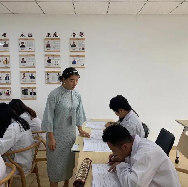 学员$中艺藏第8期《古陶瓷无痕修复》于爱平导师班圆满结业