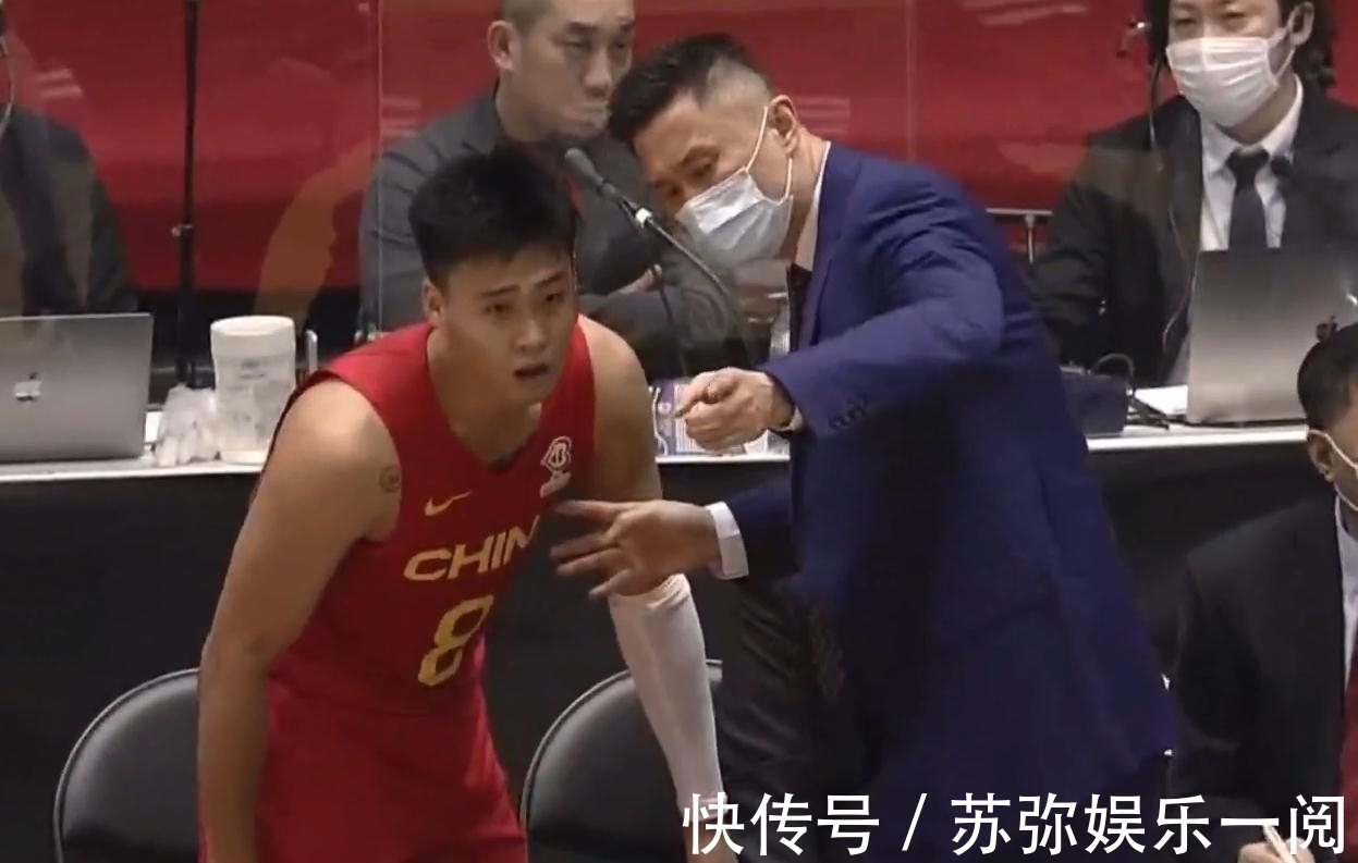 胡金秋|战术大师!中国男篮大胜需感谢一人,三大变化打得日本招架不住