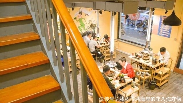 银川第1家泥炉烤肉,大隐于市