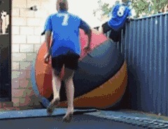 |搞笑GIF:地铁上遇到的小姐姐,真想去她们公司上班