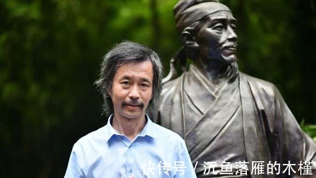 精神病院@流浪大师火遍网络，9字书法被捧到10万，书法家：写得毫无章法