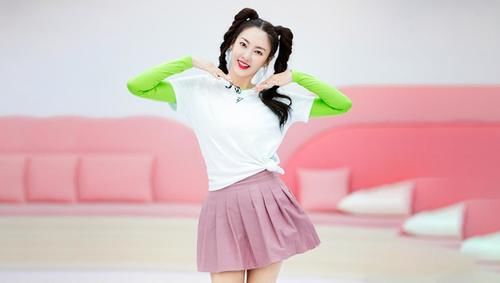 肖战为那英打call，周笔畅组输给那英组，网友：寂寞的不公平