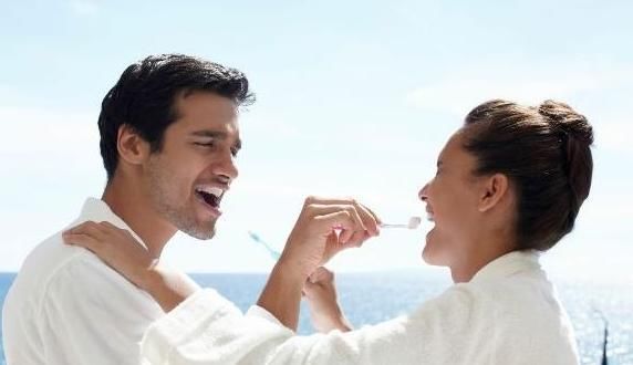 血液循环|夫妇不穿衣服睡觉,身体将收获几大喜事,第三个男人可能很高兴