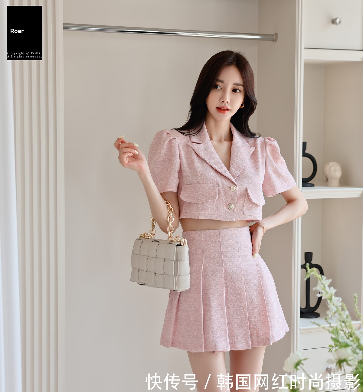 衣裙|首发孙允珠时尚搭配：爱丁堡缀花夏桂奶茶真丝衣裙