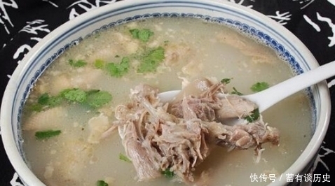 炖羊肉,要放什么调料很多人不知道,随便乱加,羊肉都不鲜了