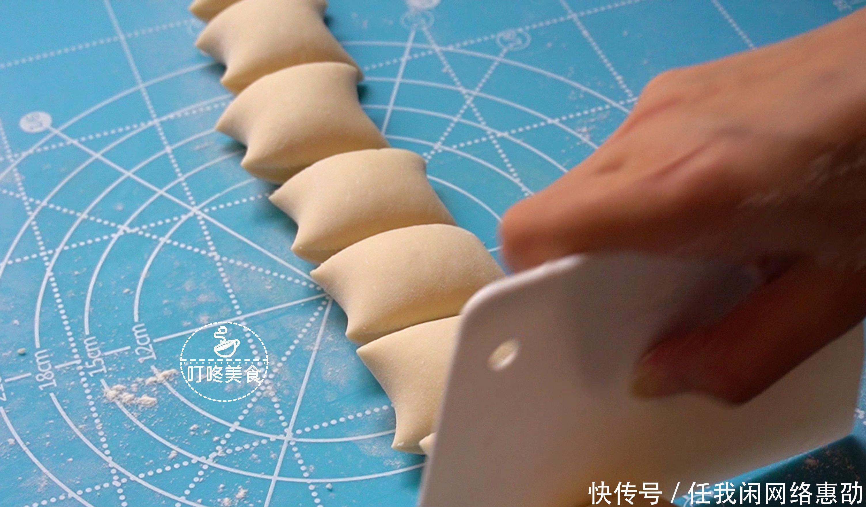 营养|早餐馒头这样做,不加一滴水,香软好吃又营养,孩子三天两头馋