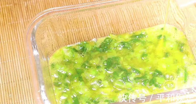 辅食|别做蒸蛋给宝宝吃了!跟我做,孩子更爱吃,软糯好消化,辅食首选