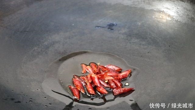 过年要常吃“这菜”,清肠排毒又养胃,吃大鱼