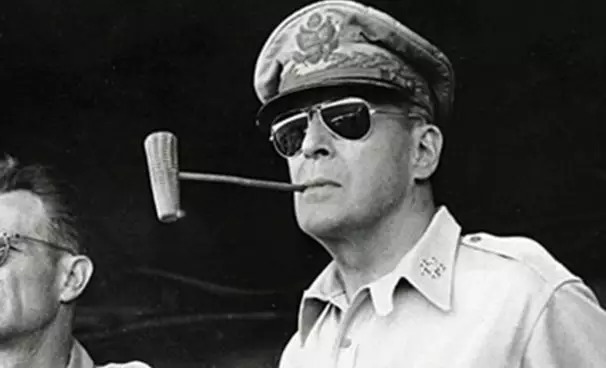 五种烟斗最常用的材质,选贵的不如选对的!