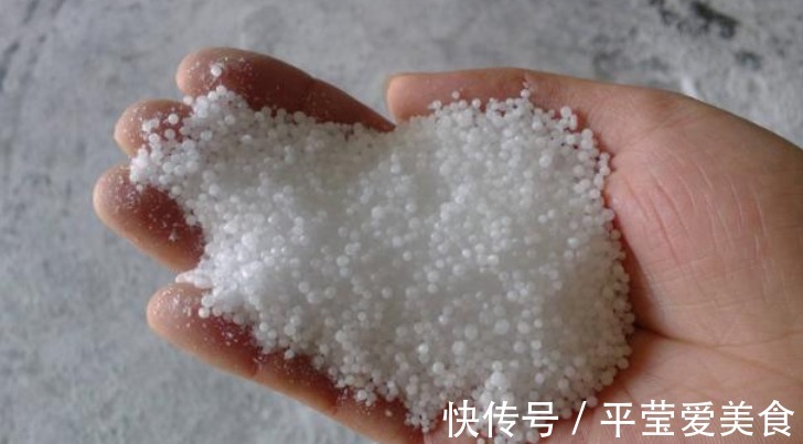 养花常备1种肥就够了,毕竟所有的植物大多数时间都用得上