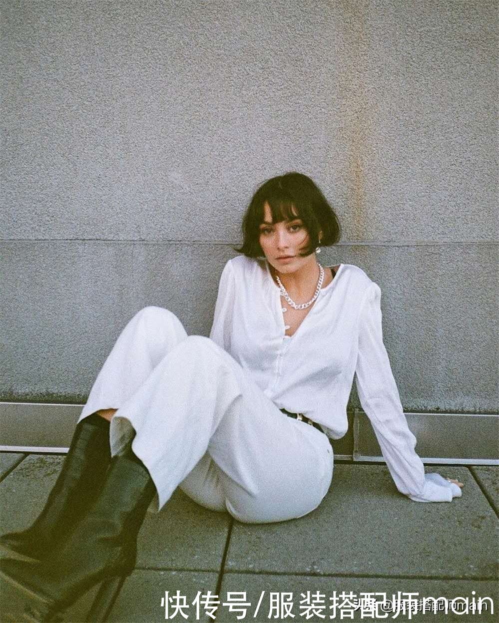 学会丝质衬衫的4种穿搭小心机，你也能优雅得毫不费力