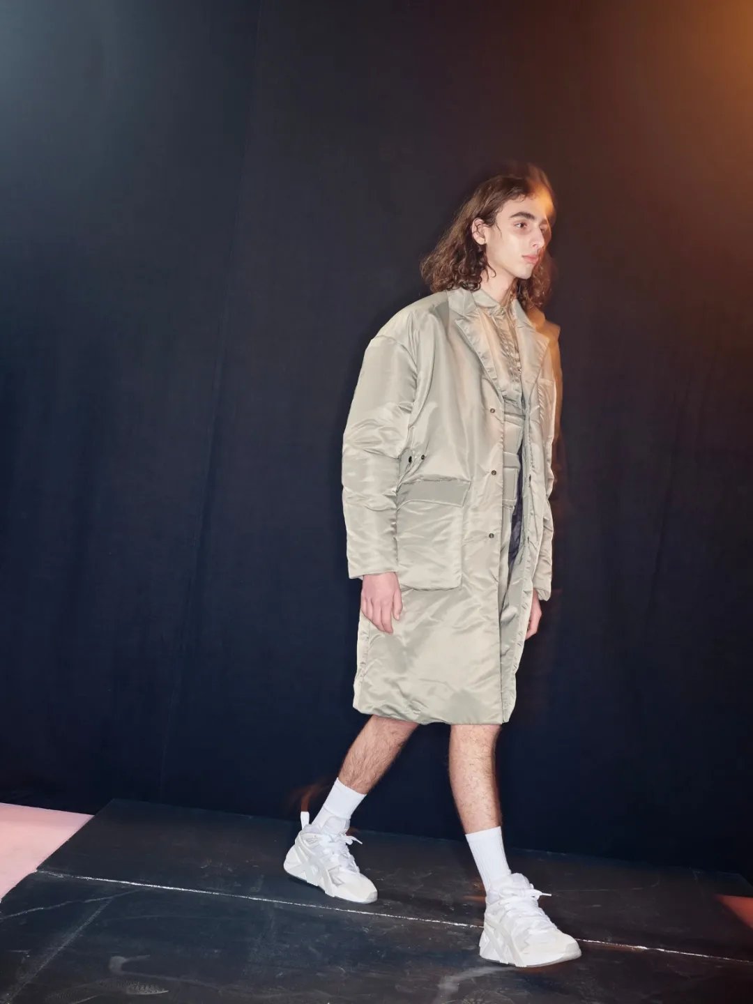 当运动鞋品牌认真做起衣服来，我再也忍不住了