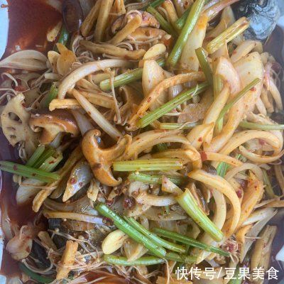 花生米|舌尖上的中国，家常自制烤鱼能占一席之地