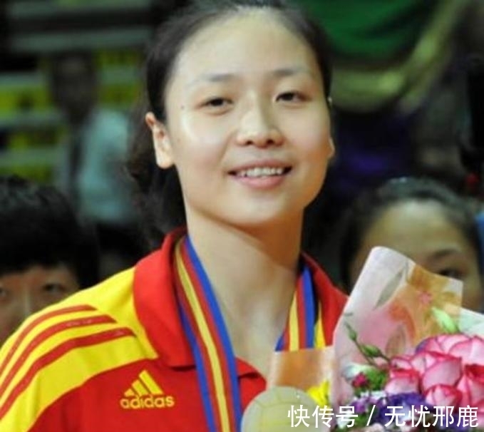 惠若琪|逆生长！中国女排惠若琪生娃后晒出新照，气质更胜从前，依旧美艳