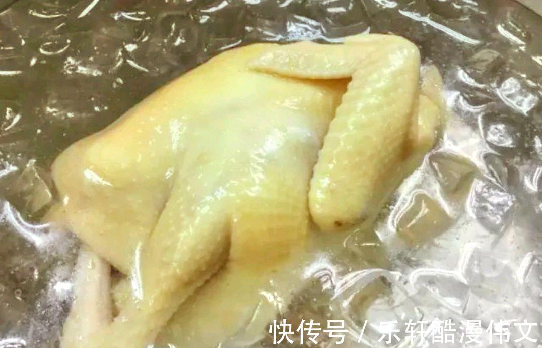 经典粤菜白切鸡,手把手教你做出最正宗的粤式白切鸡