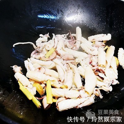 #钟于经典传统味#鱿鱼“有余”~年年有余~姜葱炒鱿鱼