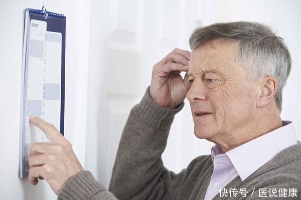 发育不良|身体出现四个异常信号，或与颈动脉狭窄有关，发现后，谨防脑梗