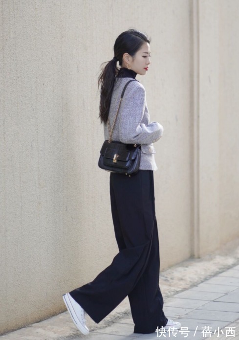 博主 新年如何穿才时髦?这件“短外套”一定要试试,优雅、时髦还百搭