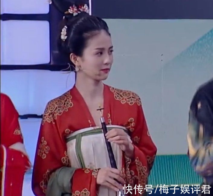 古装|《快本》全员换古装,白鹿宋雨琦穿一套,唯独她一人换了两套