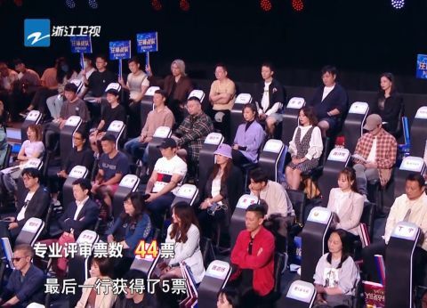 姚曉棠|中國好聲音：前排評審團再度給出滿票，姚曉棠的反應(yīng)其實很真實