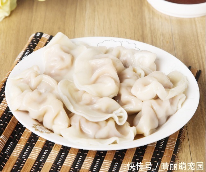 包饺子还是做包子,切记调馅不能加“调料”!就两样,简单又好吃