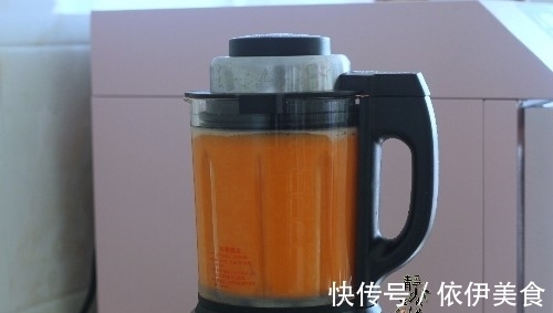 胡萝卜汁|睡前蒸锅此种馒头，第二天早餐主食就有了，好吃还明目，孩子喜欢