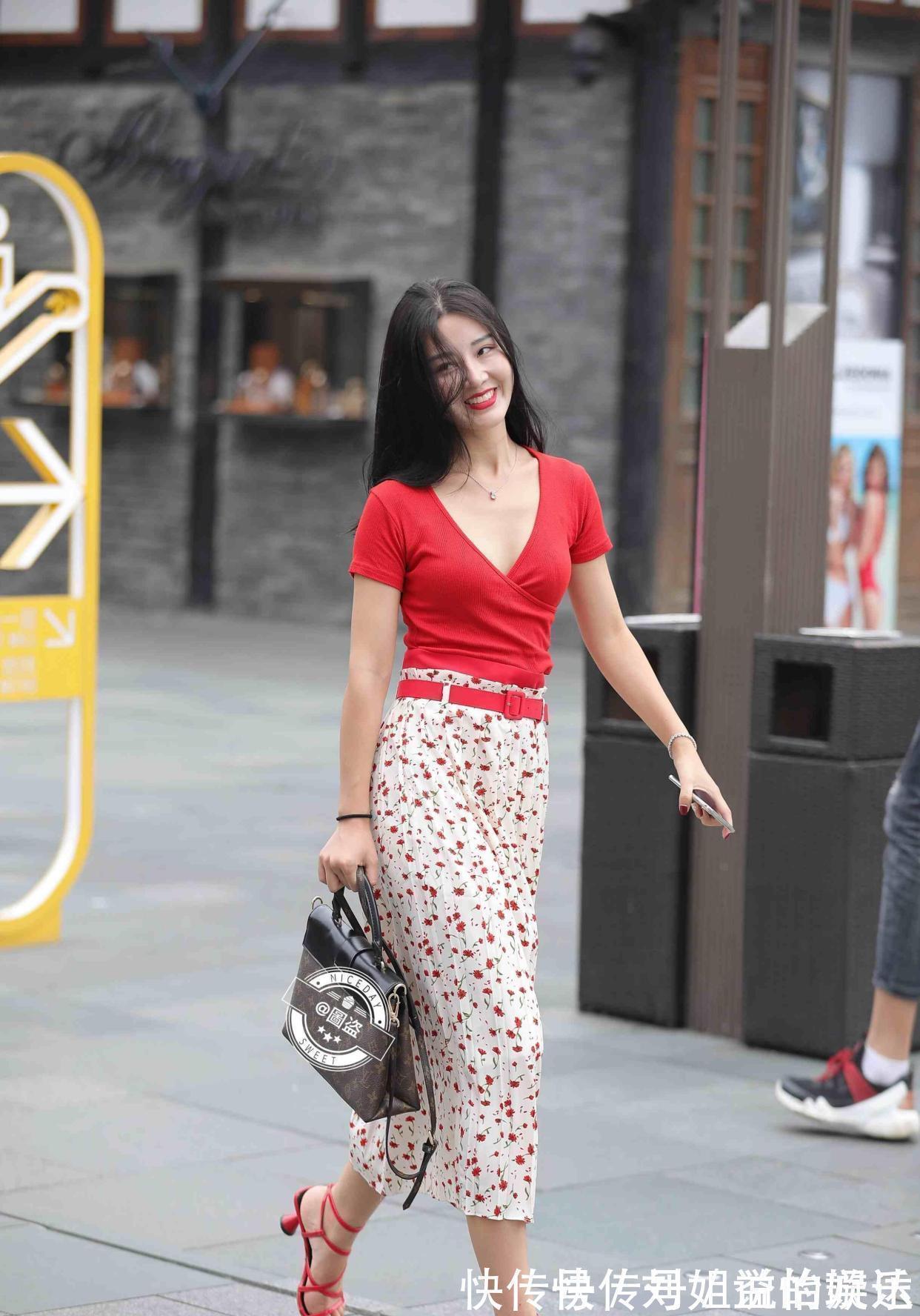 名媛|美丽优雅的连衣裙穿搭更显文雅范，彰显民国名媛风采，时尚十足