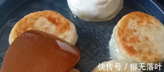 萝卜这样做太好吃了，皮薄馅大，个个鼓大泡，润燥又清肺！