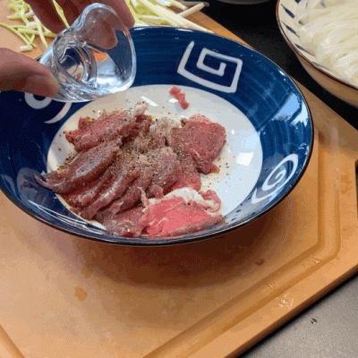 豆芽|干炒牛河｜沉浸式｜干香焦爽｜盘底无油｜超级详细