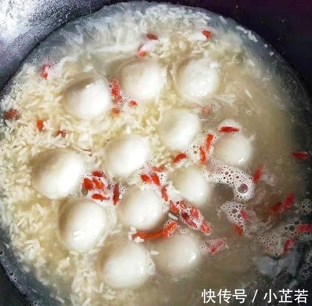 鸡蛋|它是“穷人的阿胶”,早晚吃一碗,色斑没了,皮肤水灵灵