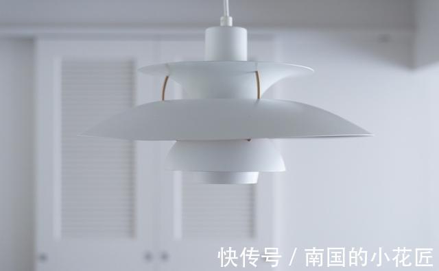 白墙|中古家具的绝佳背景，是全屋大白墙