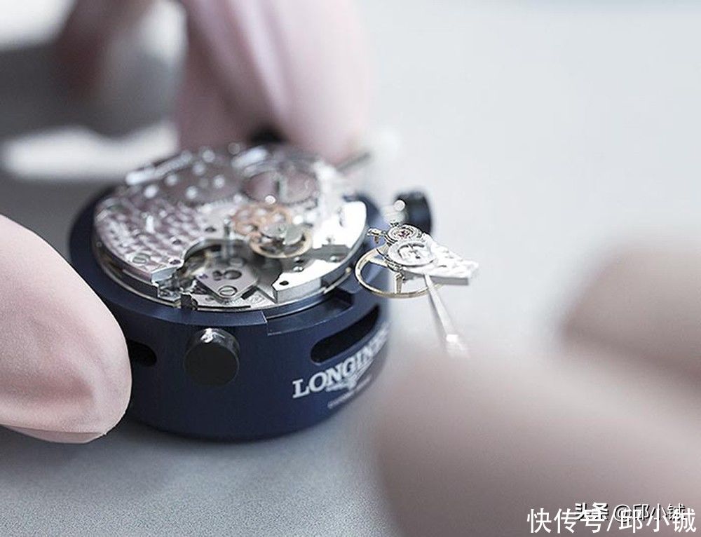 表带|去年被誉为2万元最值得推荐的大三针腕表，这表到底怎么样？