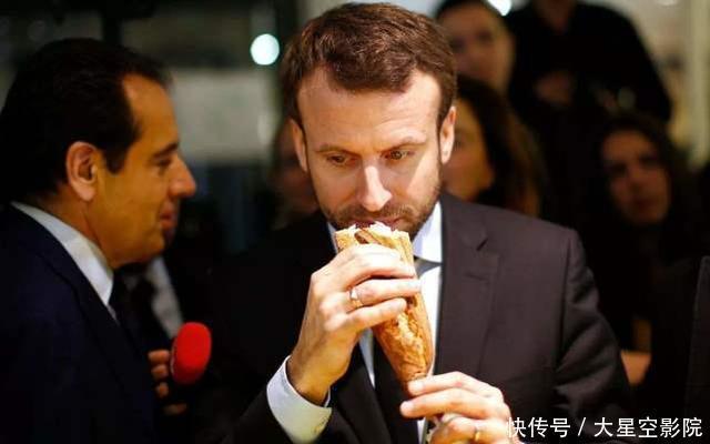 中国“炸油条”成纽约爆红小吃,被外国人吃出大餐的感觉,太高级了