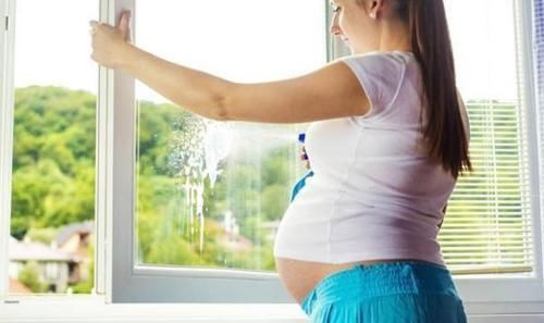 怀孕|怀孕后难免还要做家务,3种家务孕妇最好是不要做,对胎儿有影响