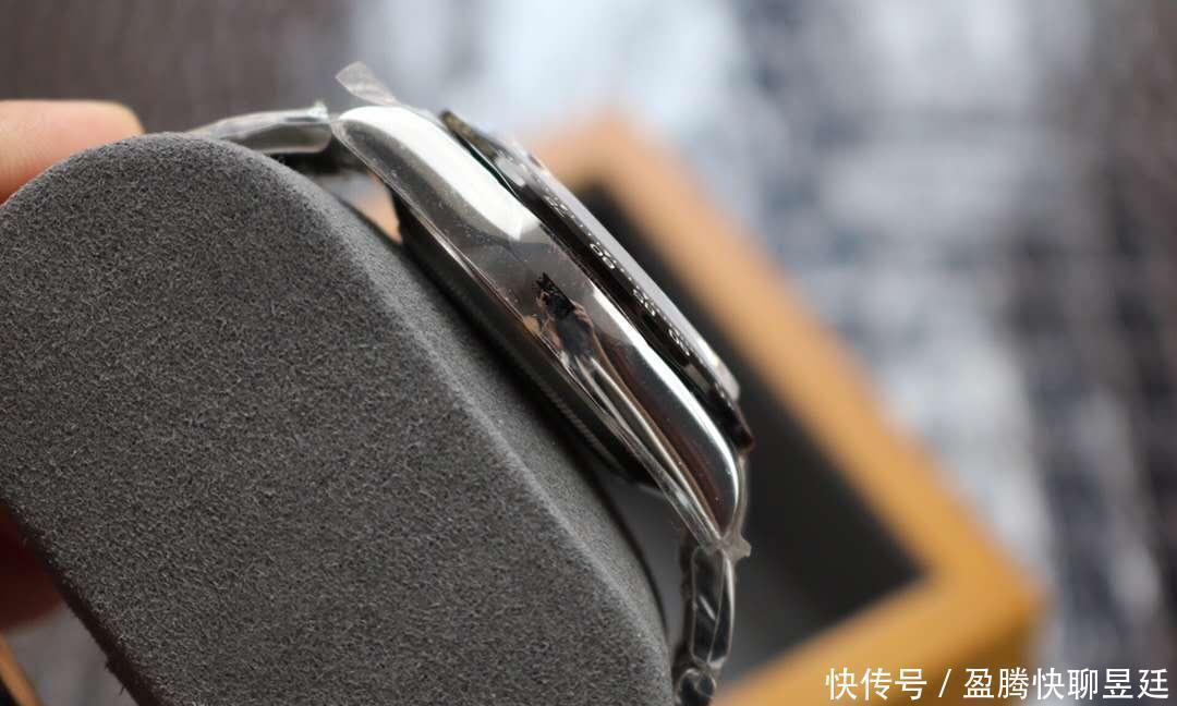 效果|劳力士第二“终极款”黑陶迪，对其上手效果，你一无所知