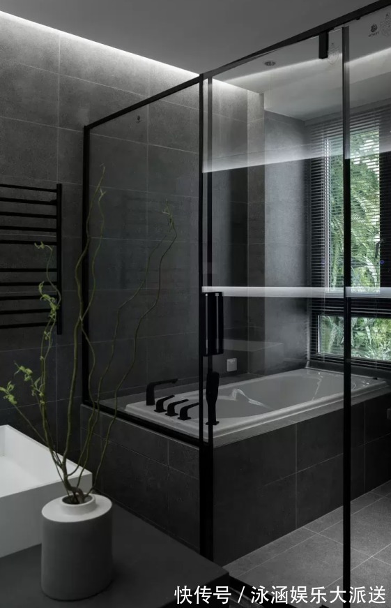 楼梯间|上有老下有小房子别乱装,学他这么设计,全屋大气实用,老少皆宜