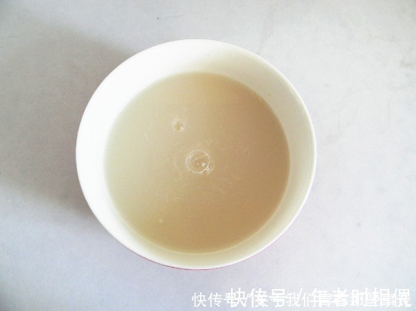 蒸馒头用大火还是小火?很多人用错了火,难怪馒头干硬塌陷,不香